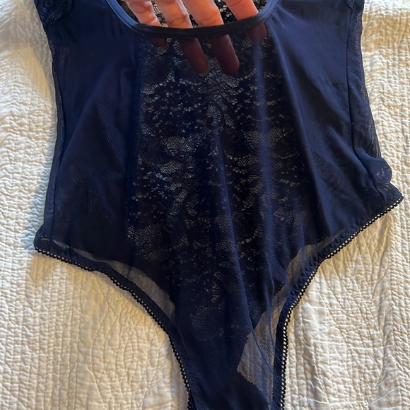 Navy Blue Lace and Mesh Teddy Bodysuit - Picture 7 of 13